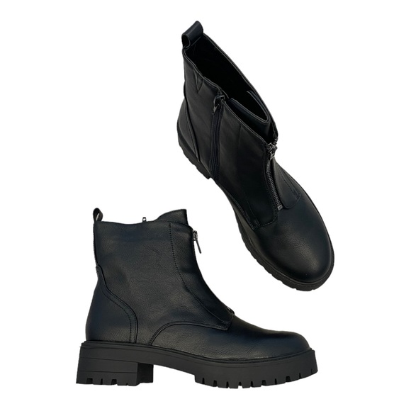 NEW YORK & COMPANY Allie Bootie in Black - Size 10 - Picture 7 of 7